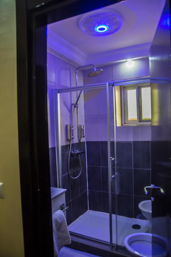 Hotel Univers 3 Aeroport Luxe นีอาเมย์ ภายนอก รูปภาพ
